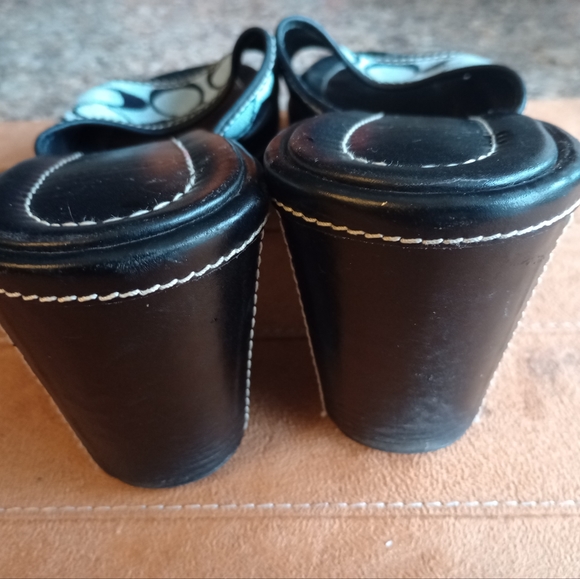 Coach Women's Clog Signature Sandal Size 8B (24) - Picture 7 of 9